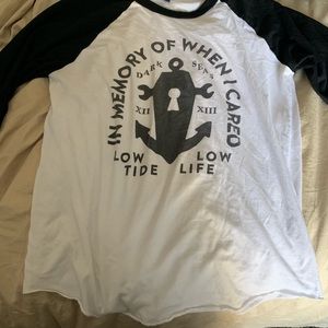 Women’s Dark Seas sz Large Baseball Tee